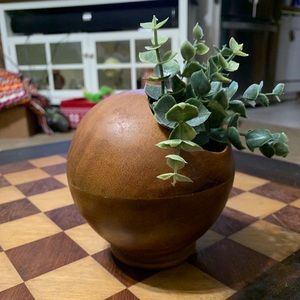 Wooden planter